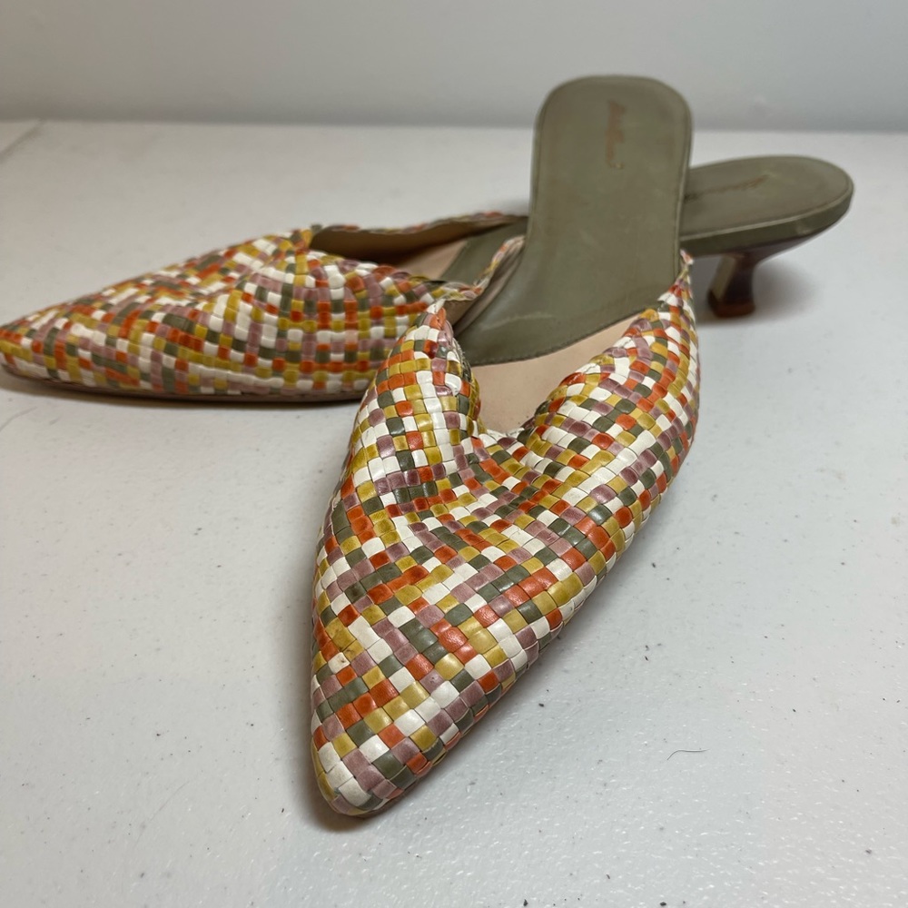 Womens Eddie Bauer closed toe multicolor mini heels size 10